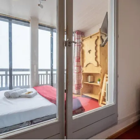 In-out - Heart Of Superb View, Wifi, Tv Apartment